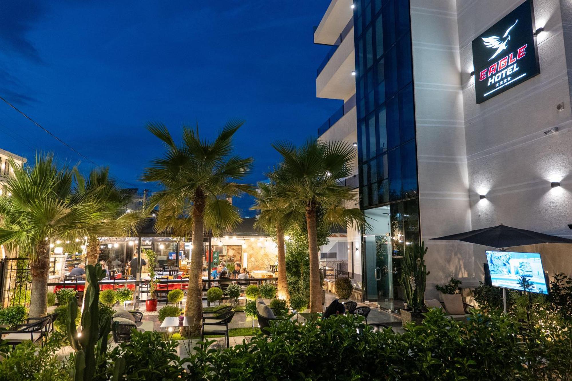 Hotel Eagle 卡萨米尔 外观 照片